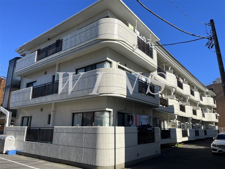 川崎市多摩区宿河原のマンションの建物外観