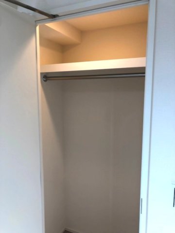 収納　ウォークインクローゼット