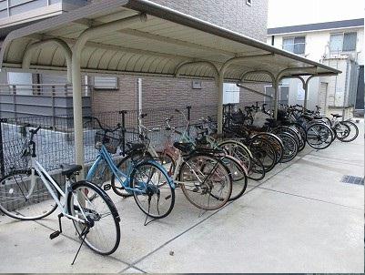 その他共有部分　屋根付き駐輪場です。