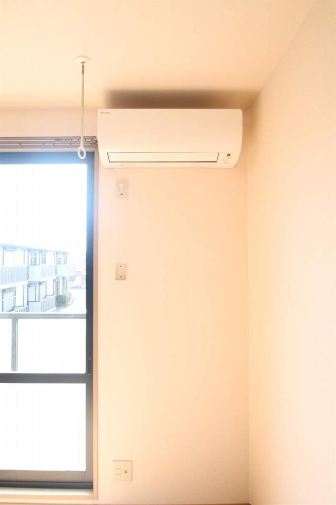 その他設備　室内物干し設置します