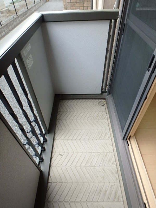 バルコニー　図面と現状に相違がある場合には現状を優先