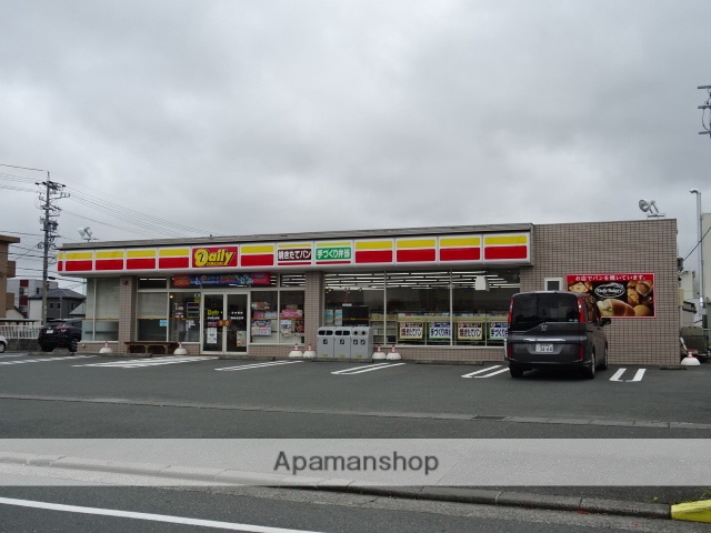 コンビニ　デイリーヤマザキ（コンビニ）まで969m