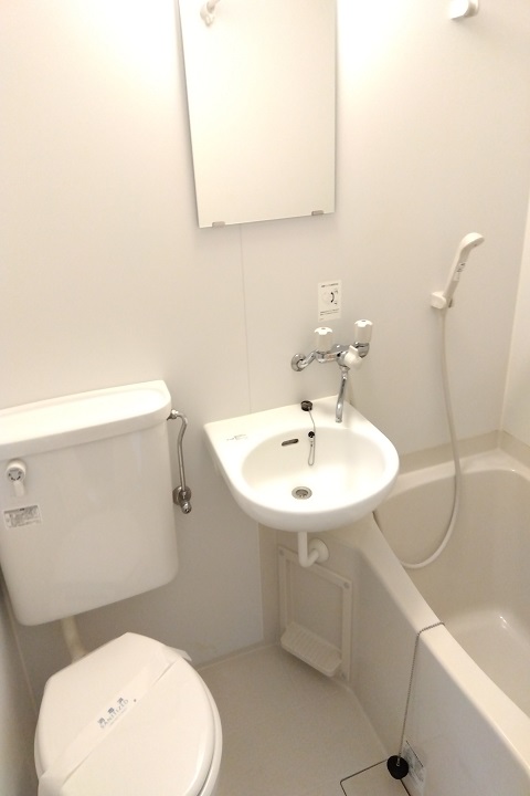 バス・シャワールーム　３点ユニットバス