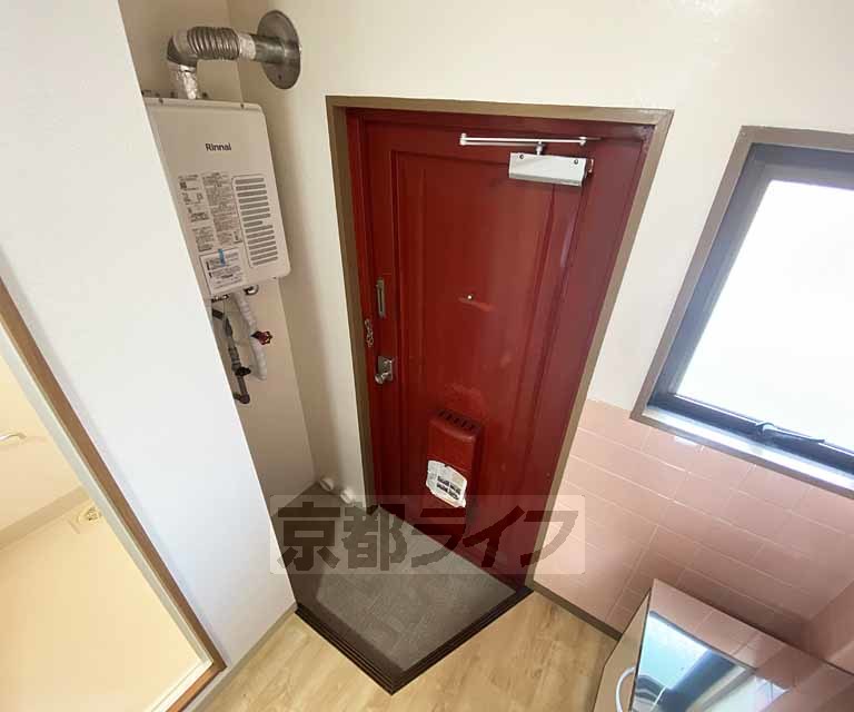 玄関　大きな段差がありません