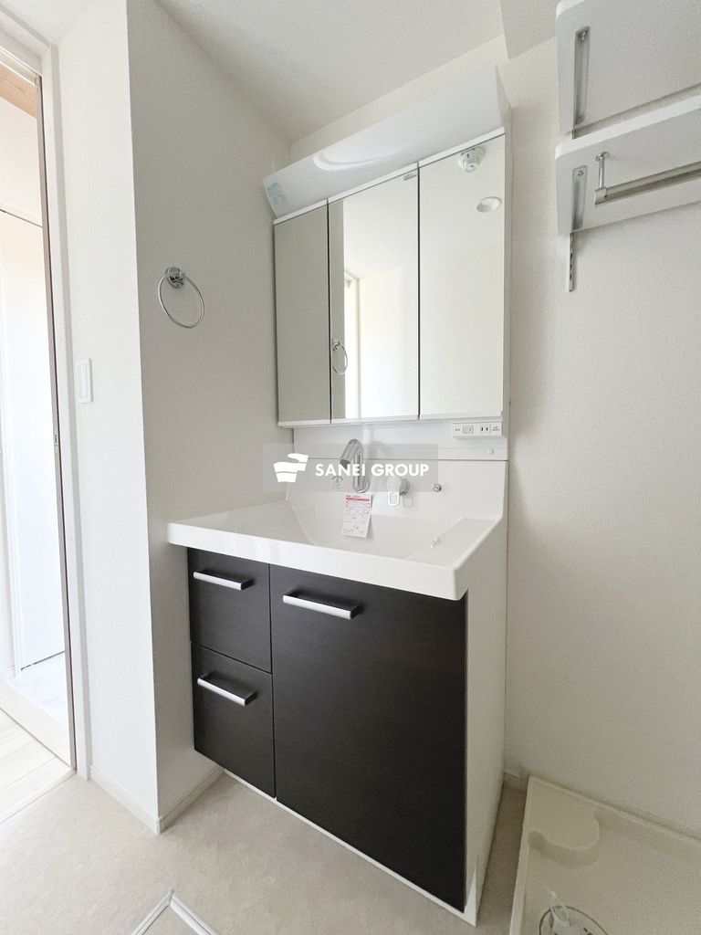 洗面設備　同仕様