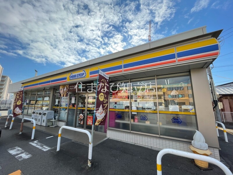 コンビニ　ミニストップ刈谷丸田町店（コンビニ）まで155m