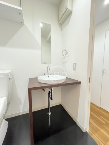 洗面設備　アーデンタワー南堀江　独立洗面化粧台