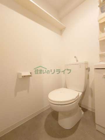 トイレ　別部屋の参考写真となります