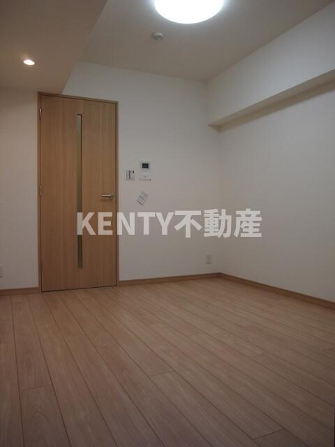 その他部屋・スペース　使い勝手のいい寝室です