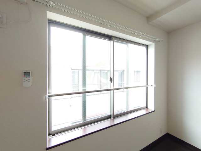 その他　Tスクエア