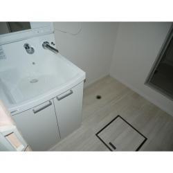 洗面設備　同じ建物の別のお部屋