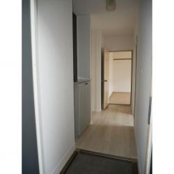 玄関　同じ建物の別のお部屋