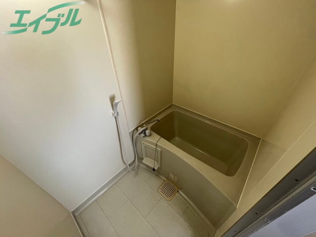 バス・シャワールーム　同型別部屋写真