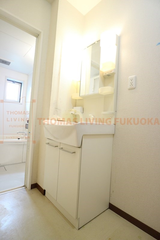 洗面設備　別号室参照