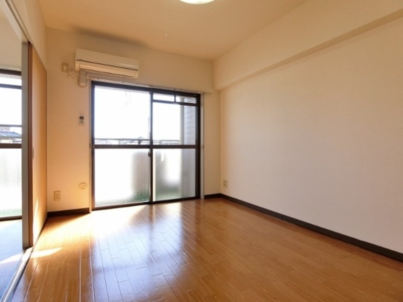 居室・リビング　図面と現状に相違がある場合には現状を優先