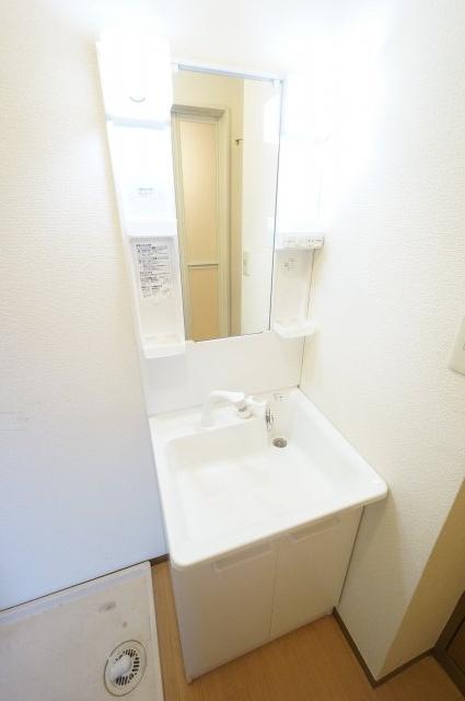洗面設備　※同物件・同タイプの写真です。