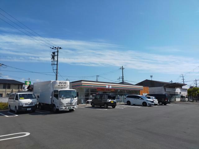 コンビニ　セブンイレブン忠岡中1丁目店（コンビニ）まで273m