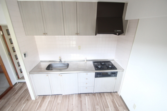 キッチン　※別部屋の写真です