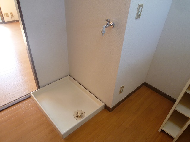 洗面設備　室内洗濯機置き場