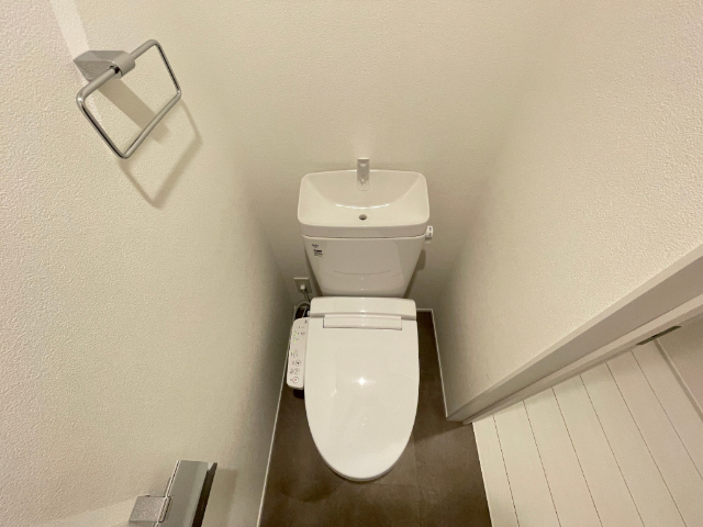 トイレ　シャワー付トイレ