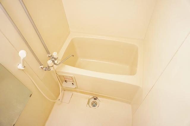 バス・シャワールーム　浴室