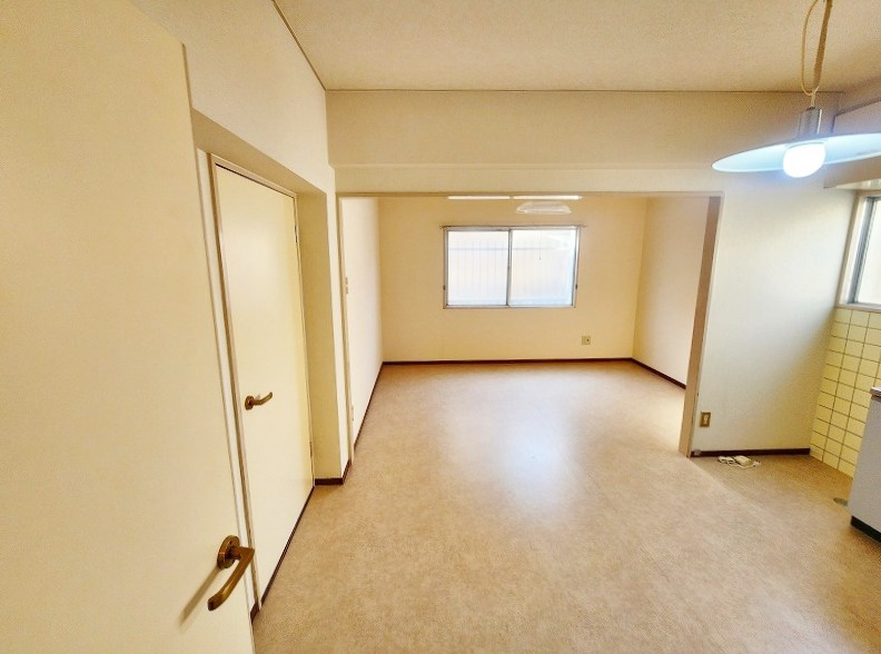 居室・リビング　★LDK12帖★