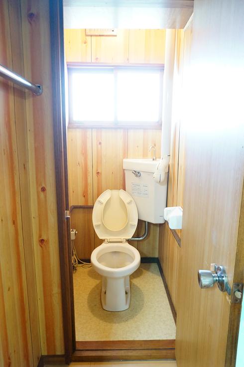 トイレ　トイレ