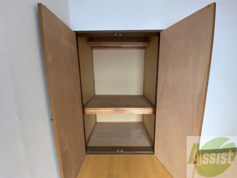 収納　寝室の収納です。部屋がすっきり片付きます。