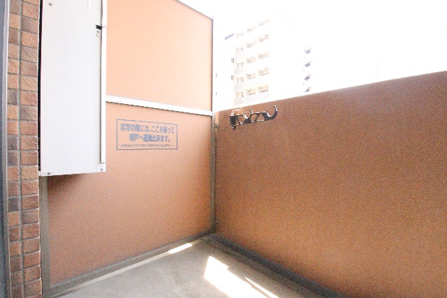 バルコニー　※別室の参考写真の為、現況優先です。