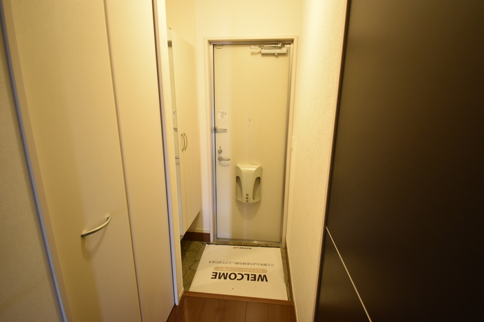 玄関　明るい玄関です