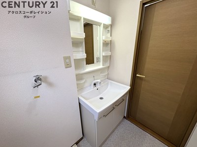 洗面設備　独立洗面化粧台付きでおすすめです！