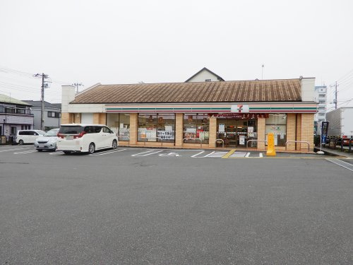 コンビニ　セブンイレブン 川越諏訪町店（コンビニ）まで983m