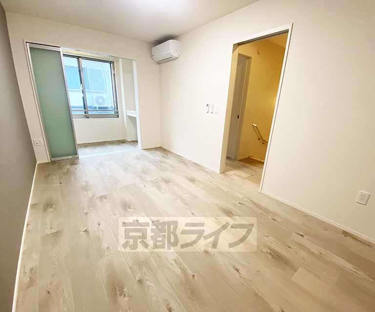 居室・リビング　２０２５年築、設備充実物件！