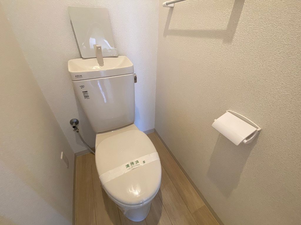 トイレ　トイレ