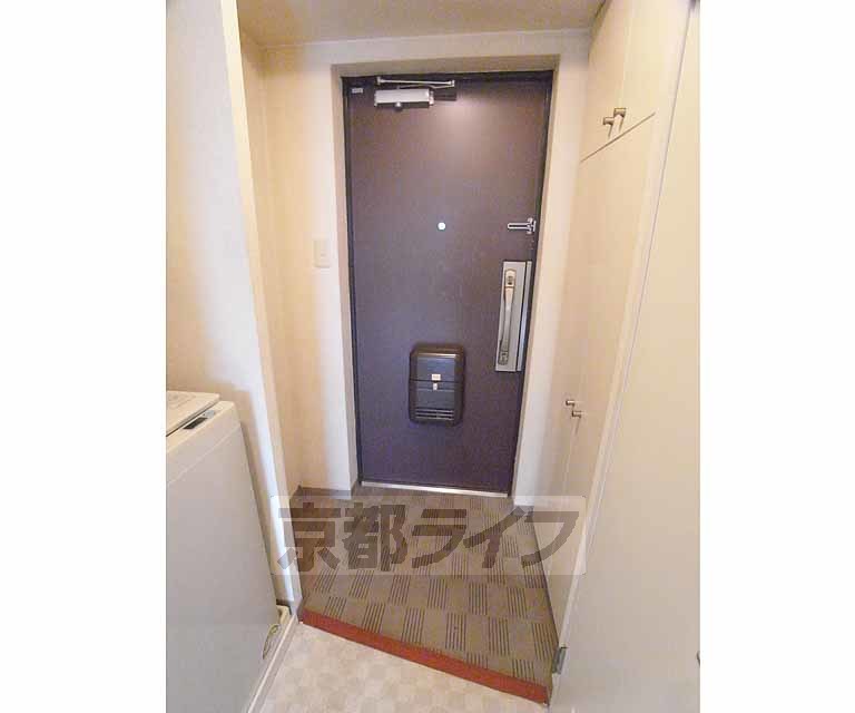 その他設備　広めの玄関です