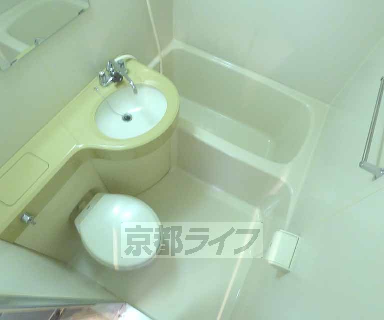 バス・シャワールーム　ユニットバスです。