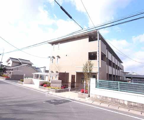 ＪＲ奈良線 ＪＲ小倉駅 徒歩2分 築15年