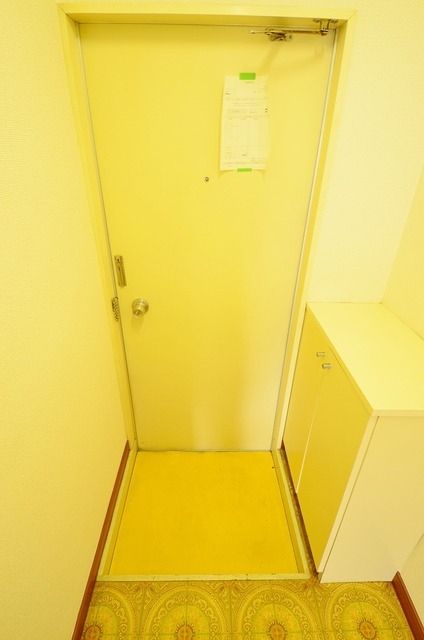 玄関　☆シューズＢＯＸ付きの玄関♪☆