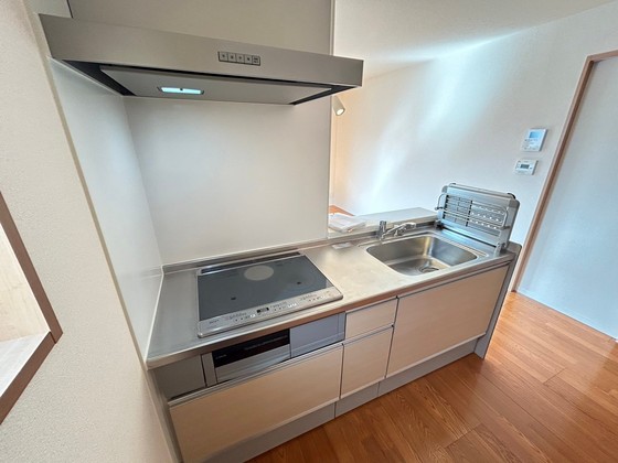 キッチン　※別部屋の写真です