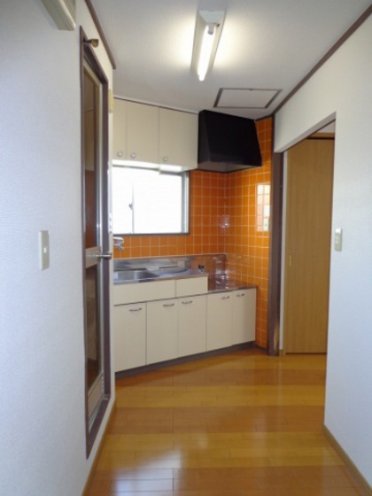 玄関　※別号室のお写真です。