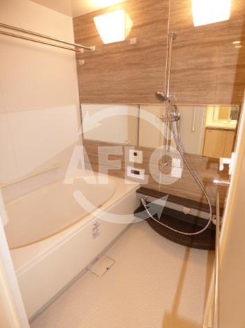 バス・シャワールーム　プレサンスロジェ心斎橋　浴室