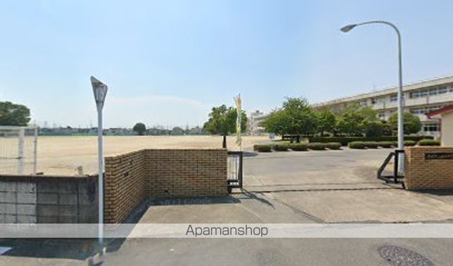 中学校　足利市立山辺中学校（中学校）まで439m