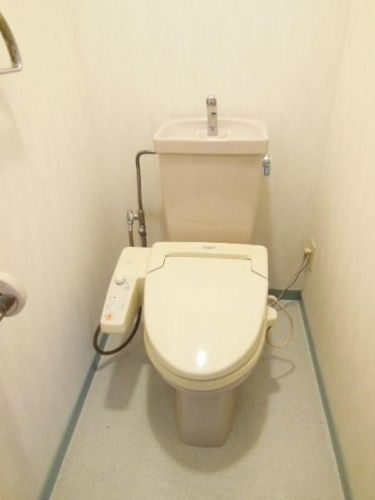 トイレ　★お部屋探しは株式会社タウンハウジング東京まで★