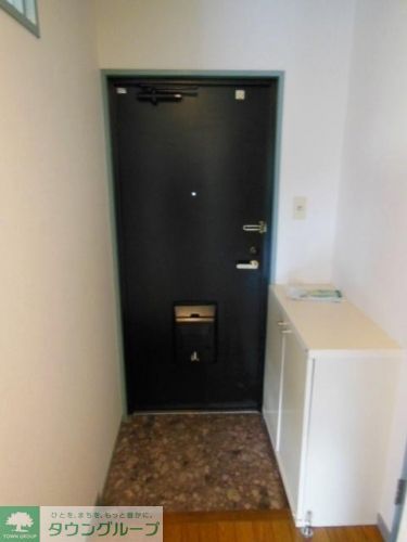 玄関　★お部屋探しは株式会社タウンハウジング東京まで★