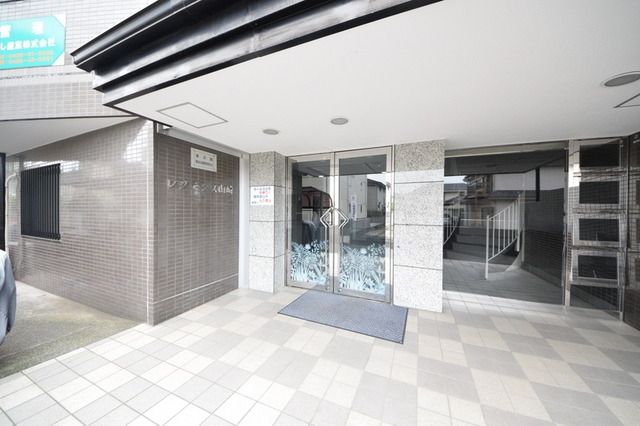 エントランス　★お部屋探しは株式会社タウンハウジング東京まで★