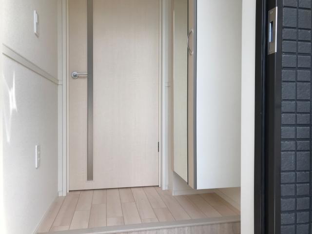 玄関　玄関（イメージ）