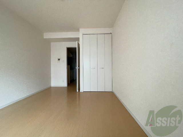 収納　こちらはクローゼットです。一人暮らしにはぴったり収納サイズ