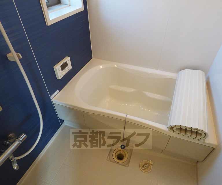 バス・シャワールーム　バスです。