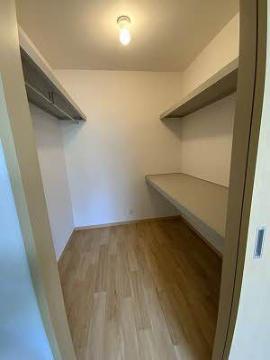 収納　ウォークインクローゼット