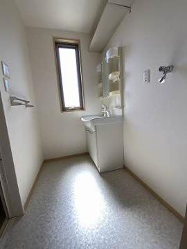 洗面設備　洗髪洗面化粧台